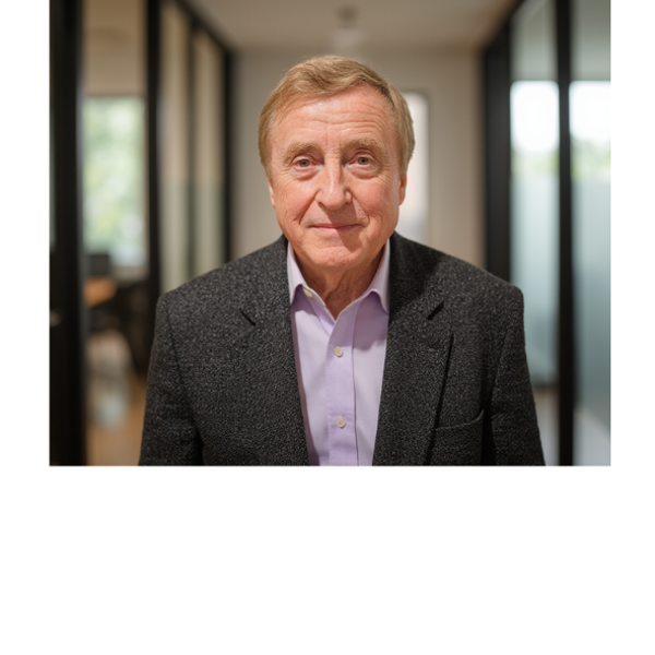 Michael Grant Profile