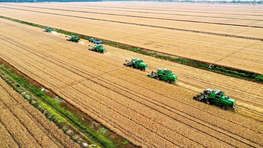 Putting AG TECH in the picture