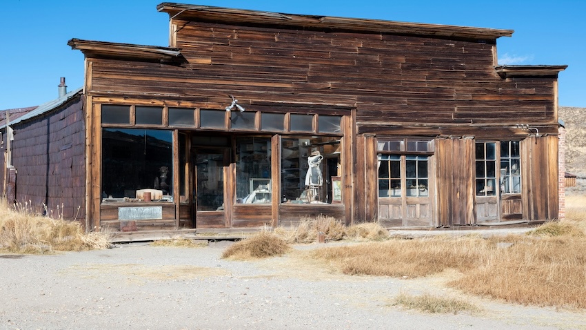 Don’t Get Caught by Ghost Stores: How to Spot a Scam Before It Hits Your Wallet